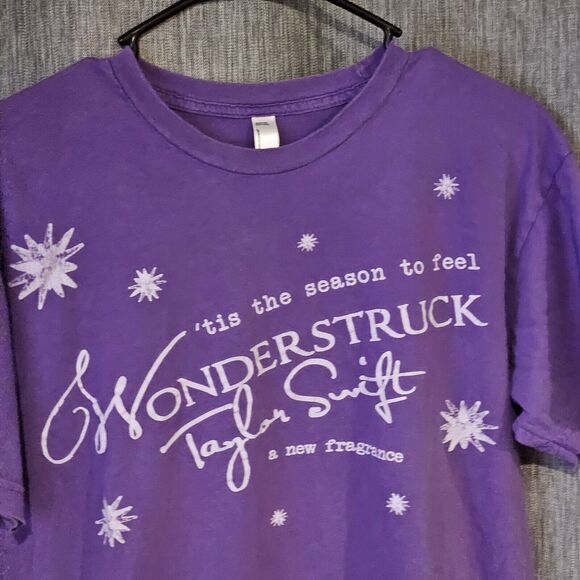 Taylor Swift Wonderstruck Fragrance Shirt Womens Large Purple Casual Y2K - Picture 7 of 9